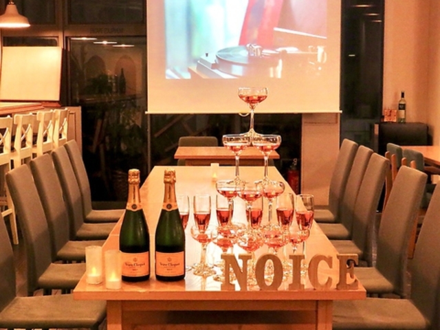 cafe bar noice mCX̎ʐ^1