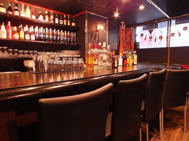 bar moon walk �o�[���[���E�H�[�N �V�h�̕��꒬�X�̎ʐ^1