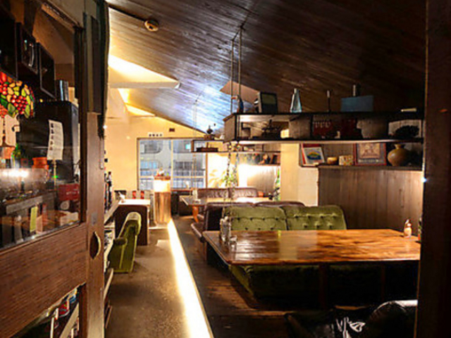 AeBbN[ Vu attic room shibuya̎ʐ^1