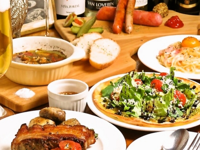 Dining Bar Z[m SERENO̎ʐ^1