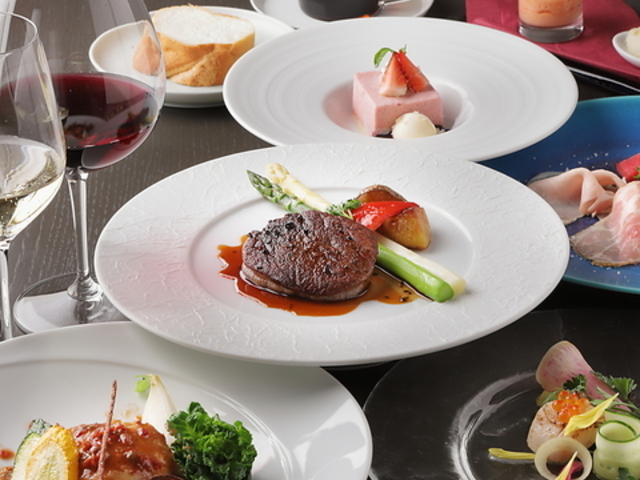 U{[ The Ball M̎ʐ^1