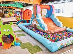 べるべるパーク横浜関内店の写真1