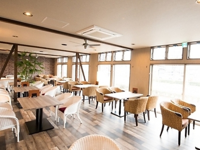 Bistro&Cafe The Art Terrace �r�X�g���A���h�J�t�F�U�A�[�g�e���X�̎ʐ^1