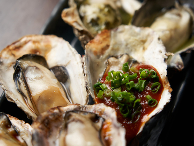 oyster house UL}̎ʐ^1