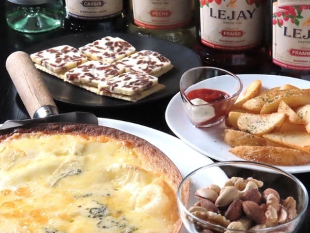 cafe&bar SHELTER �V�F���^�[�̎ʐ^1