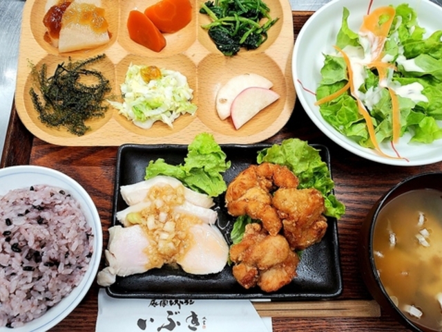 �_�ƃ��X�g���� ���Ԃ��̎ʐ^1