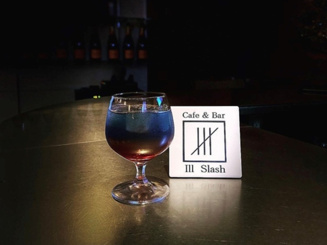 Cafe&BAR lll Slash̎ʐ^1