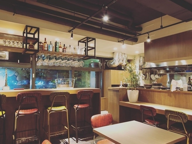 cibo e vino Lilla `[{ G B[m b̎ʐ^1