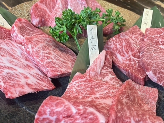 �ē� �ׂ������̃J���r ���˓X�̎ʐ^1