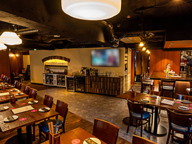 FELLOWS Bistro&Bar �t�F���[�Y �r�X�g���A���h�o�[�̎ʐ^1