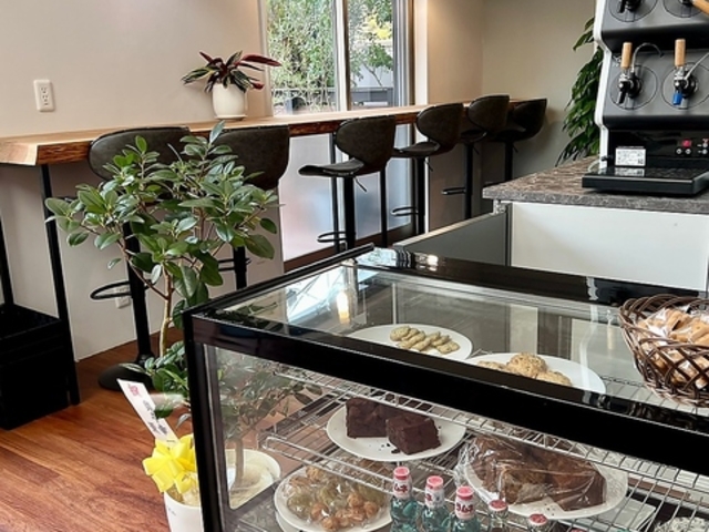 Third Rock Cafe �T�[�h���b�N�J�t�F�̎ʐ^1