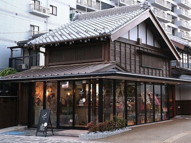 Cafe crescent ICHIBA �J�t�F�N���Z���g�C�`�o�̎ʐ^1