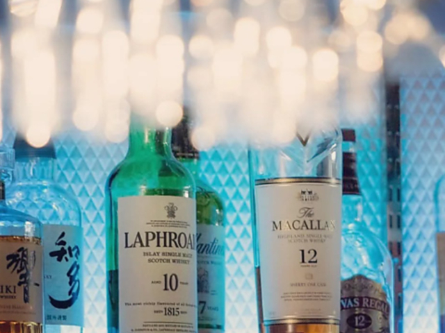 cafe and darts UP Abv̎ʐ^1