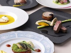 炭火焼き&燻製ダイニング 時香の写真1