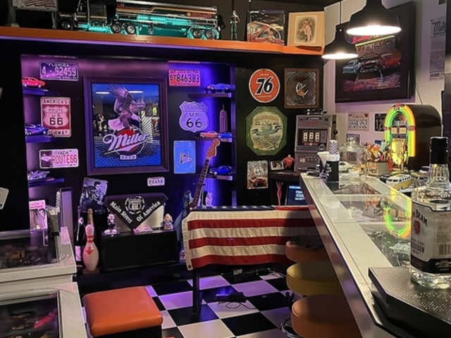 TONY S CAFE&BAR gj[YJtFAho[̎ʐ^1