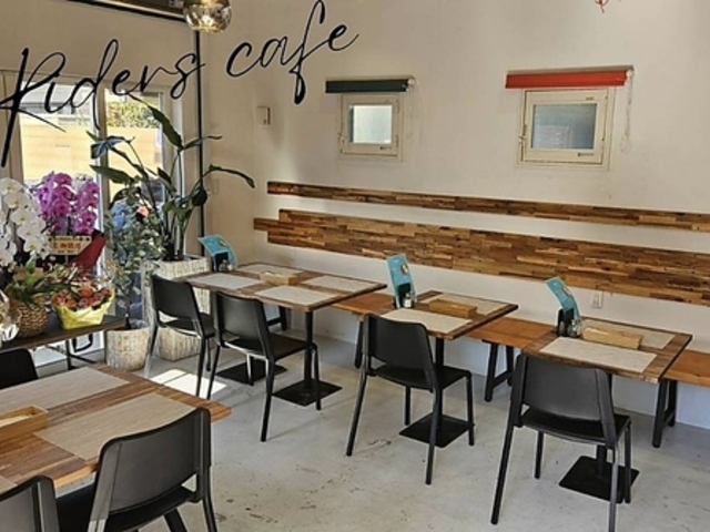 cafe SHONAN BASE JtFVEix[X̎ʐ^1