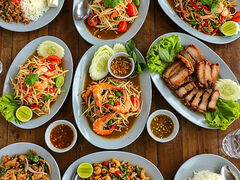 Buzz Bowl Curry Zone oY{EJ[][ J݉ƓX̎ʐ^1