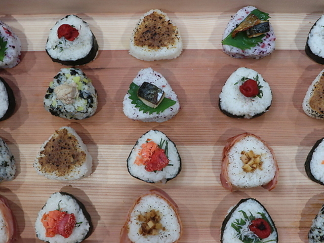 qOMUSUBI J}NIXr̎ʐ^1