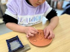 �t�̗q�܂�`��J�Ă̗��@�X�v�����O�t�F�X�^�`�̎ʐ^1