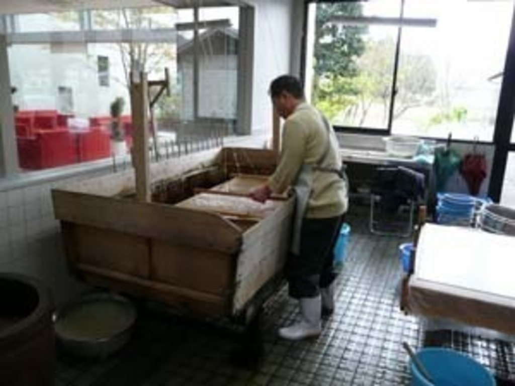 美濃和紙の里会館
