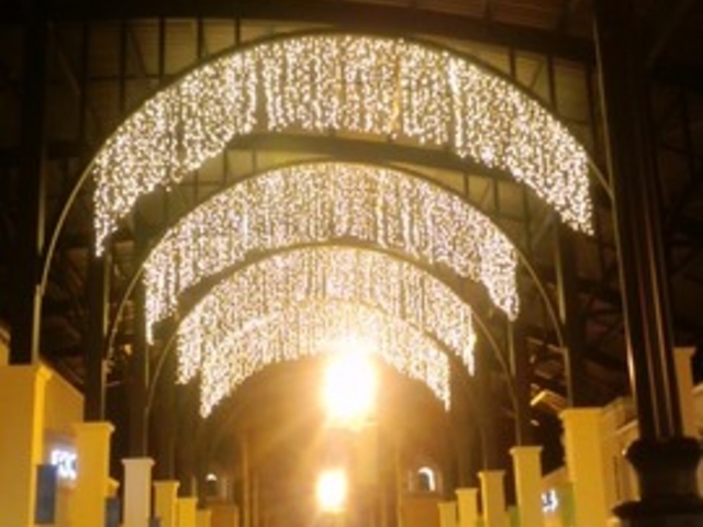 ���݃v���~�A���A�E�g���b�g