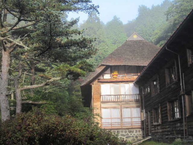 ����������