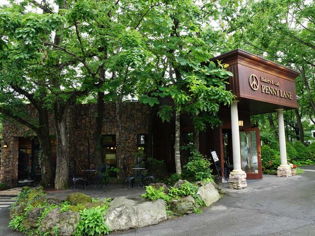 ベーカリーカフェ・ペニーレイン