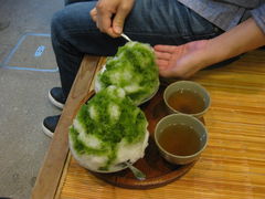 �\���_������̐ԕ��{�X�ւ̓��e�ʐ^1