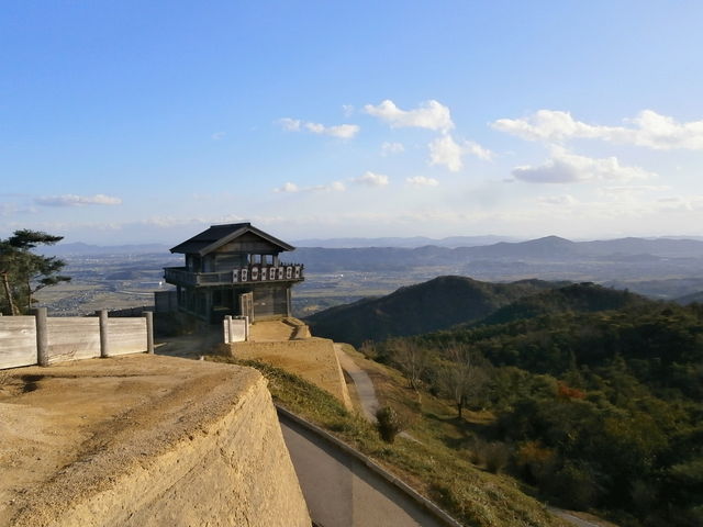 鬼の城 鬼城山（鬼ノ城）｜観光スポット | 岡山観光WEB【公式】- 岡山県