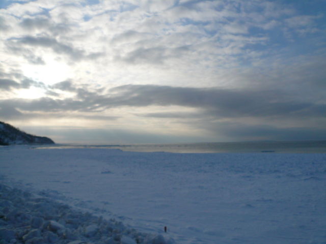 �m�����������A�E�g���̎�O�Ŕ����������X�Q�B�g�̉�����؂��Ȃ��قږ����̐��E�ł���^^_�I�z�[�c�N�C�̗��X