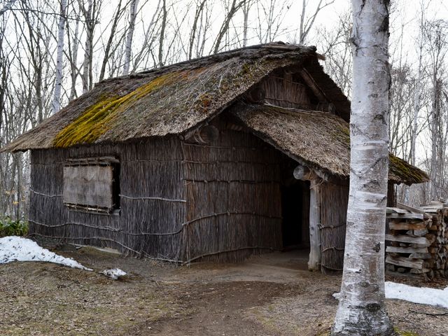 �J��Ƒ��͊J���ړI�n�ɒ����ƒ����Ɋۑ��A���A���A���ȂǂŏZ�Ƃ����Ă��B����Ō��~�����߂������Ƃ́I_�k�C���J��̑�