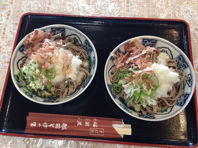 ��������΂����̏�Ŏ��H_�z�O���΂̗�