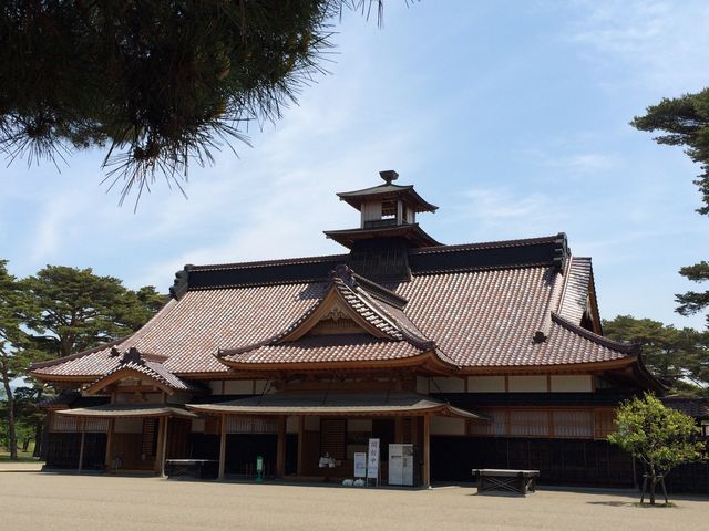 �ܗŊs����