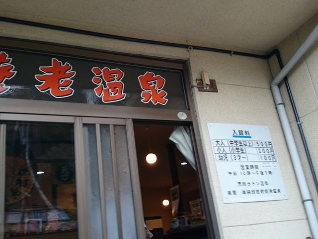 �{�V����