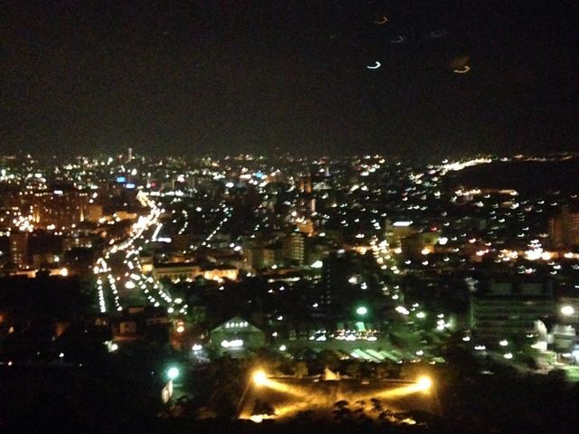 100���h���̖�i_���َR