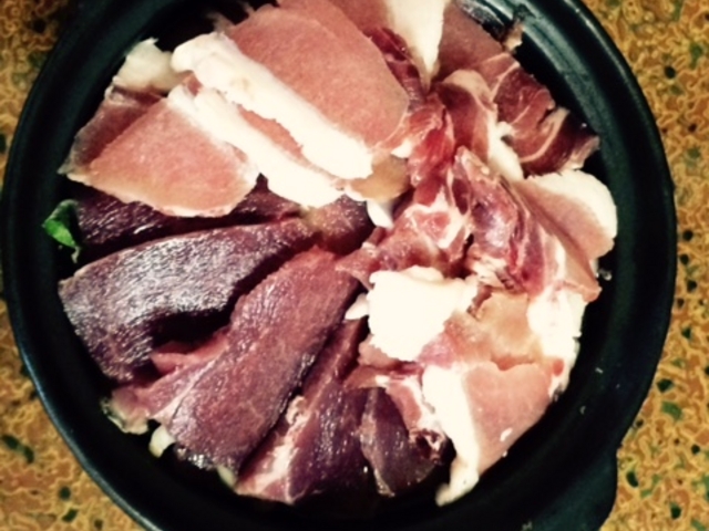 �������H�i�^�΂ꂽ����j_�T�R����z�e��