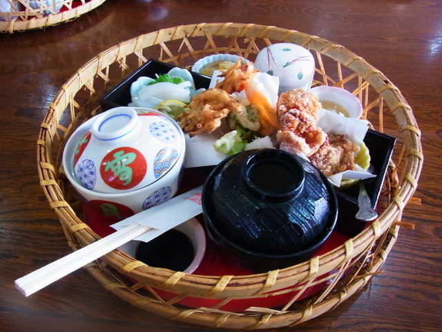 ������V_���m�Y����@�l�G�̓��@�r�A�H�[