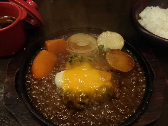 YŶƂƂano[O܁[ {XaJZ^[X̓eʐ^1