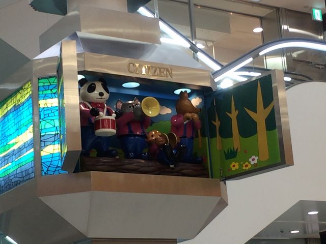 BELLK̂炭莞vBɓt܂B_͌΃VbsOZ^[BELL