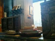 cJ擙X͂̏ZlAsian Cafe Hiroz̓eʐ^3