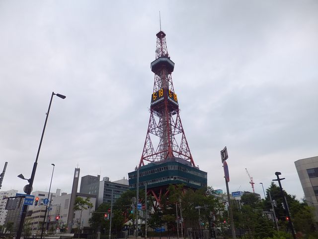 ����_�����ۂ�e���r��