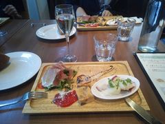 邳Pizzeria347 Dւ̓eʐ^1