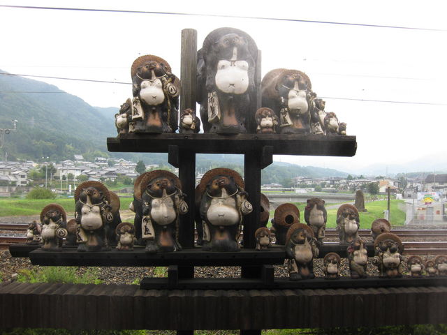 z|ɐMyẴ^kLςB_gbRTwόē