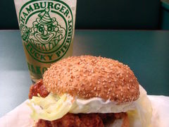 �܂�����̃��b�L�[�s�G���@�x�C�G���A�{�X�ւ̓��e�ʐ^1