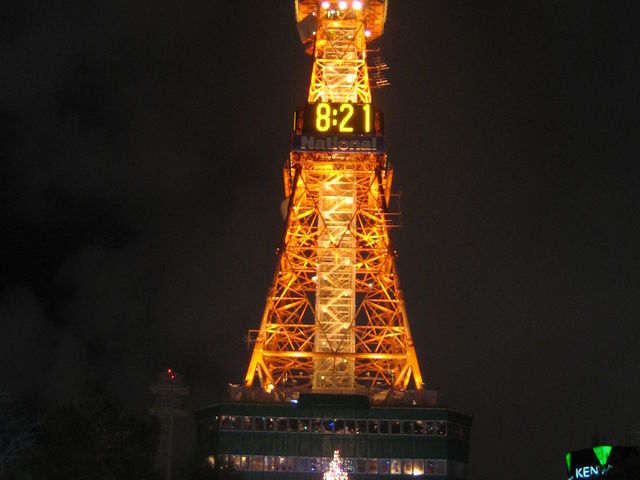 �����݂̂���F_�����ۂ�e���r��