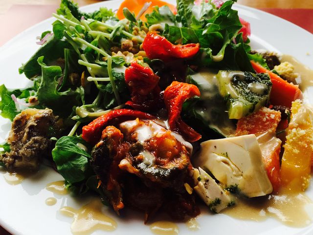 �O��_�X�J�C���E���W���_�C�j���O�@�A�[�e�B�X�g �J�t�F