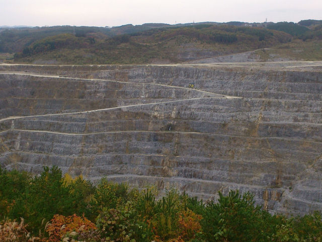 �W��0m�̈󂪌����܂��B_���ˍz�R�������