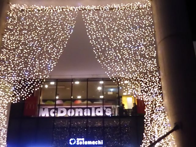 O猩ƃC~l[V̒Ƀ}bN_}NhihEXJCc[^EE\}`X