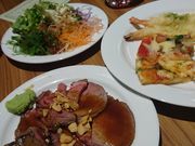 EbfB̃I[fC_CjO THE TABLE zeOqYÉ̓eʐ^1