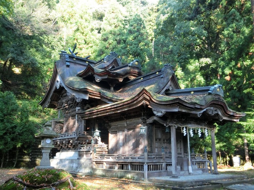 紙祖神岡太神社・大瀧神社